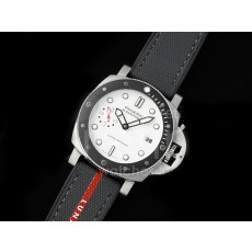 [홍콩명품시계.PANERAI] 파네라이 팸1579 Submersible Luna Rossa 42mm 화이트 다이얼