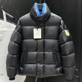 [홍콩명품.MONCLER] 몽클레어 25SS 로고 다운 패딩 자켓 (블랙), BM22751, HH, 레플리카의류,미러급사이트