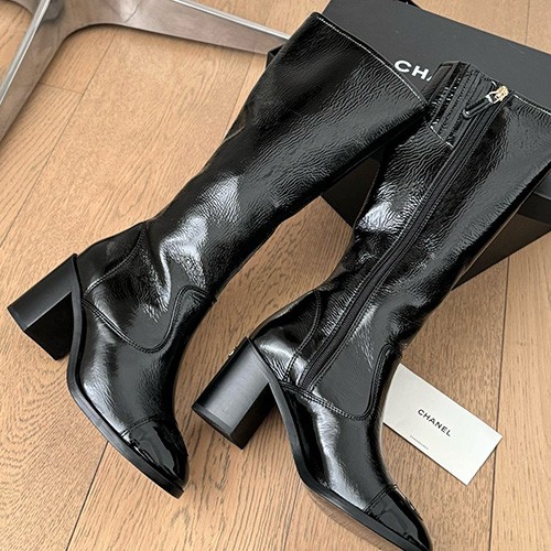 [홍콩명품.CHANEL] 샤넬 25SS 로고 여성 레더 가죽 굽 구두 부츠 (블랙), SE5737, GHS, 명품스니커즈,운동화,구두,로퍼,하이탑,신발