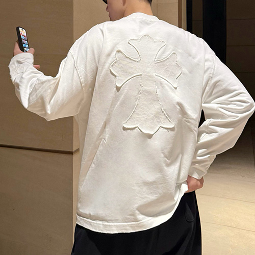 [홍콩명품.Chrome Hearts] 크롬하츠 25SS 로고 자수 빈티지 긴팔 티셔츠 (2컬러), BM22999, KK, 레플리카의류,미러급사이트