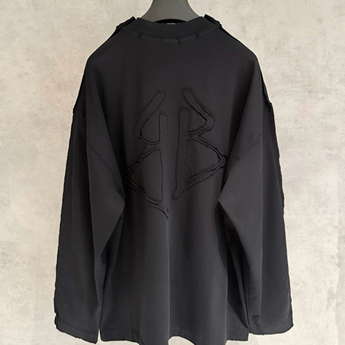 [홍콩명품.BALENCIAGA] 발렌시아가 25SS 로고 자수 빈티지 긴팔 티셔츠 (2컬러), BM23000, KK, 레플리카의류,미러급사이트