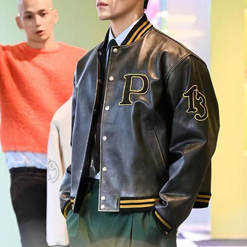 [홍콩명품,PRADA] 프라다 25SS 로고 레더 가죽 바시티 자켓 (블랙), BM23055, TOM, 레플리카의류,미러급사이트