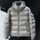 [홍콩명품.MONCLER] 몽클레어 25SS 로고 구스다운 후드 패딩 자켓 (그레이), BM23096, KSM, 레플리카의류,미러급사이트