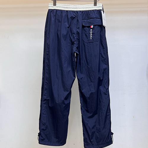 [홍콩명품.MONCLER] 몽클레어 25SS 로고 오버핏 조거 팬츠 바지 (2컬러), BM23202, KSM, 레플리카의류,미러급사이트