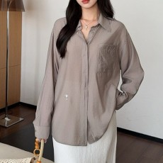 [홍콩명품,Christian Dior] 디올 25SS 로고 여성 블라우스 남방 셔츠 (2컬러), BM23258, PG, 레플리카의류,미러급사이트