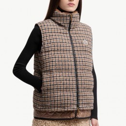 [가격문의][홍콩명품.MONCLER] 몽클레어 25SS 로고 여성 체크패턴 울 다운패딩 조끼 베스트 (브라운), BM23294, MC, 레플리카의류,미러급사이트