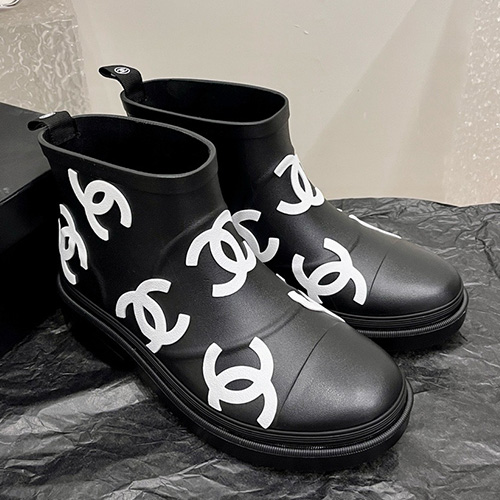 [홍콩명품.CHANEL] 샤넬 25SS 로고 여성 레인 부츠 (2컬러), SE5834, GHS, 명품스니커즈,운동화,구두,로퍼,하이탑,신발