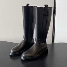 [홍콩명품,PRADA] 프라다 25SS 삼각로고 여성 레더 가죽 롱 구두 부츠 (블랙), SE5838, GHS, 명품스니커즈,운동화,구두,로퍼,하이탑,신발