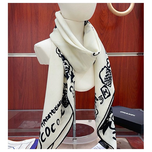 [홍콩명품.CHANEL] 샤넬 25SS 로고 패턴 140-140 캐시미어 실크 스카프 머플러 (아이보리), ET3190, 홍콩명품의류,구매대행,온라인명품
