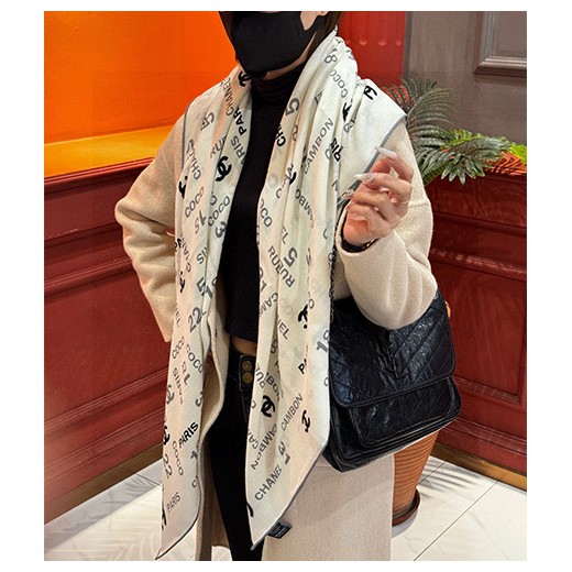 [홍콩명품.CHANEL] 샤넬 25SS 로고 패턴 140-140 실크 캐시미어 스카프 머플러 (2컬러), ET3199, 홍콩명품의류,구매대행,온라인명품