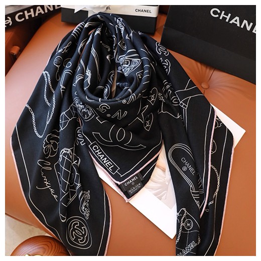 [홍콩명품.CHANEL] 샤넬 25SS 로고 패턴 140-140 실크 캐시미어  스카프 머플러 (2컬러), ET3217, 홍콩명품의류,구매대행,온라인명품