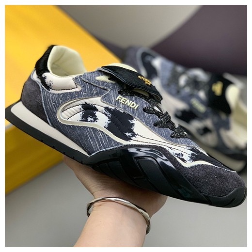 [홍콩명품,FENDI] 펜디 25SS 로고 남여 레더 가죽 스니커즈 운동화 (2컬러), SE5864, PMD, 명품스니커즈,운동화,구두,로퍼,하이탑,신발