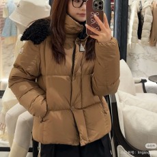 [홍콩명품.MONCLER] 몽클레어 25SS 로고 여성 후드 다운 패딩 자켓 (카라멜), BM23840, PG, 레플리카의류,미러급사이트
