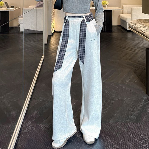 [홍콩명품,MIU MIU] 미우미우 25SS 로고 여성 오버핏 조거 팬츠 바지 (2컬러), BM23910, MC, 레플리카의류,미러급사이트