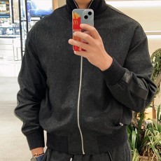 [홍콩명품.LOEWE] 로에베 25SS 로고 터틀넥 캐시미어 봄버 자켓 (다크그레이), BM24007, PG, 레플리카의류,미러급사이트