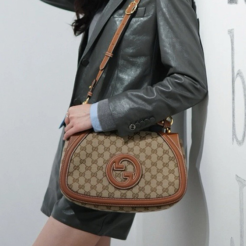 [홍콩명품.Gucci] 구찌 25SS 로고 GG 패브릭 블론디 토트백 815714HAAKG 9755, BGM5400, GU2, 홍콩명품가방,명품쇼핑몰,크로스백,핸드백,구매대행