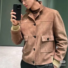 [홍콩명품,PRADA] 프라다 25SS 로고 레더 가죽 카라 자켓 (베이지), BM24105, PG, 레플리카의류,미러급사이트