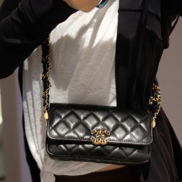 [가격문의][홍콩명품.CHANEL] 샤넬 25SS 로고 퀄팅 레더 가죽 미니 크로스백 (블랙-금장), BGM5465, YF, 홍콩명품가방,명품쇼핑몰,크로스백,핸드백,구매대행