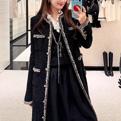 [홍콩명품.CHANEL] 샤넬 26SS 로고 여성 라운드넥 트위드 코트 자켓 (블랙), BM24296, PG, 레플리카의류,미러급사이트