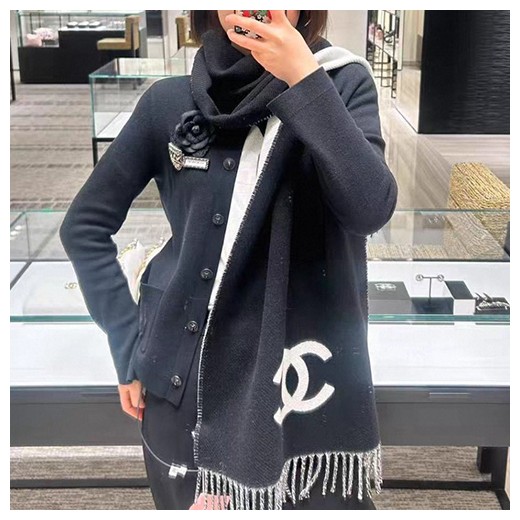 [홍콩명품.CHANEL] 샤넬 26SS 로고 44.6-168 리버서블 캐시미어 스카프 머플러 (블랙-화이트), ET3276, JX, 홍콩명품의류,구매대행,온라인명품