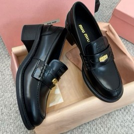 [가격문의][홍콩명품,MIU MIU] 미우미우 26SS 로고 여성 레더 가죽 굽 구두 로퍼 (3컬러), SE6070, GHS, 명품스니커즈,운동화,구두,로퍼,하이탑,신발