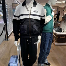 [가격문의][홍콩명품.LOUIS VUITTON] 루이비통 26SS 로고 트레이닝 자켓 1AHWAG + 조거 팬츠 바지 상하의 세트, BM24515, YS, 레플리카의류,미러급사이트