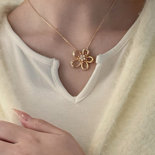 [홍콩명품.VANCLEEF&ARPELS] 반클리프아펠 퓨어 알함브라 26SS 로고 FLOWERLACE 목걸이 (골드), ET3348, NNT, 명품레플리카 모자 캡 남자여자