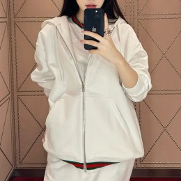 [홍콩명품.Gucci] 구찌 26SS 로고 자수 후드 집업 자켓 (화이트), BM24720, KK, 레플리카의류,미러급사이트