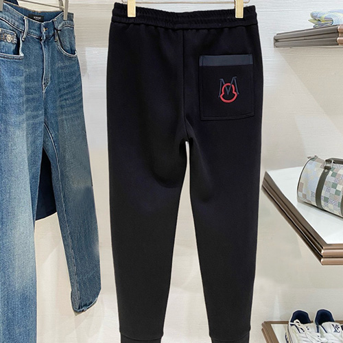 [홍콩명품.MONCLER] 몽클레어 26SS 로고 기모 조거 팬츠 바지 (블랙), BM24752, 레플리카의류,미러급사이트