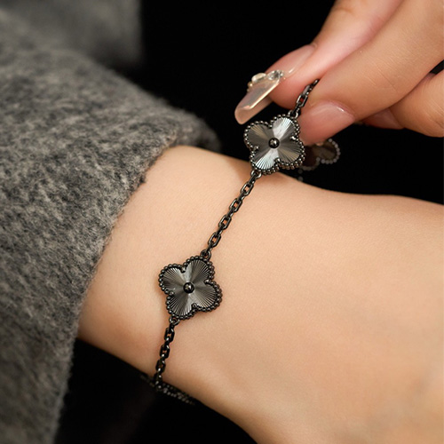 [홍콩명품.VANCLEEF&ARPELS] 반클리프아펠 퓨어 알함브라 26SS 로고 FLOWERLACE 팔찌 (블랙), ET3406, 홍콩명품의류,구매대행,온라인명품