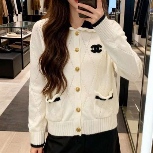 [홍콩명품.CHANEL] 샤넬 26SS 로고 여성 카라 니트 가디건 (2컬러), BM25064, TBG, 레플리카의류,미러급사이트