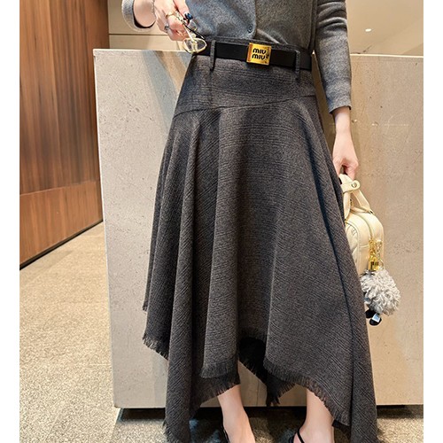 미우미우 로고 여성 미디 스커트 (다크그레이) 26SS
