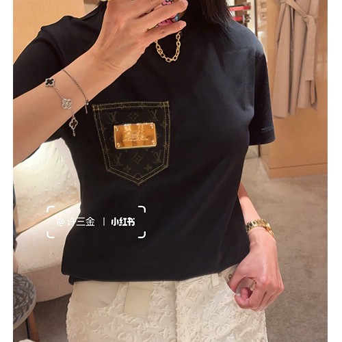 루이비통 로고 여성 모노그램 포켓 반팔 티셔츠 (네이비) 26SS